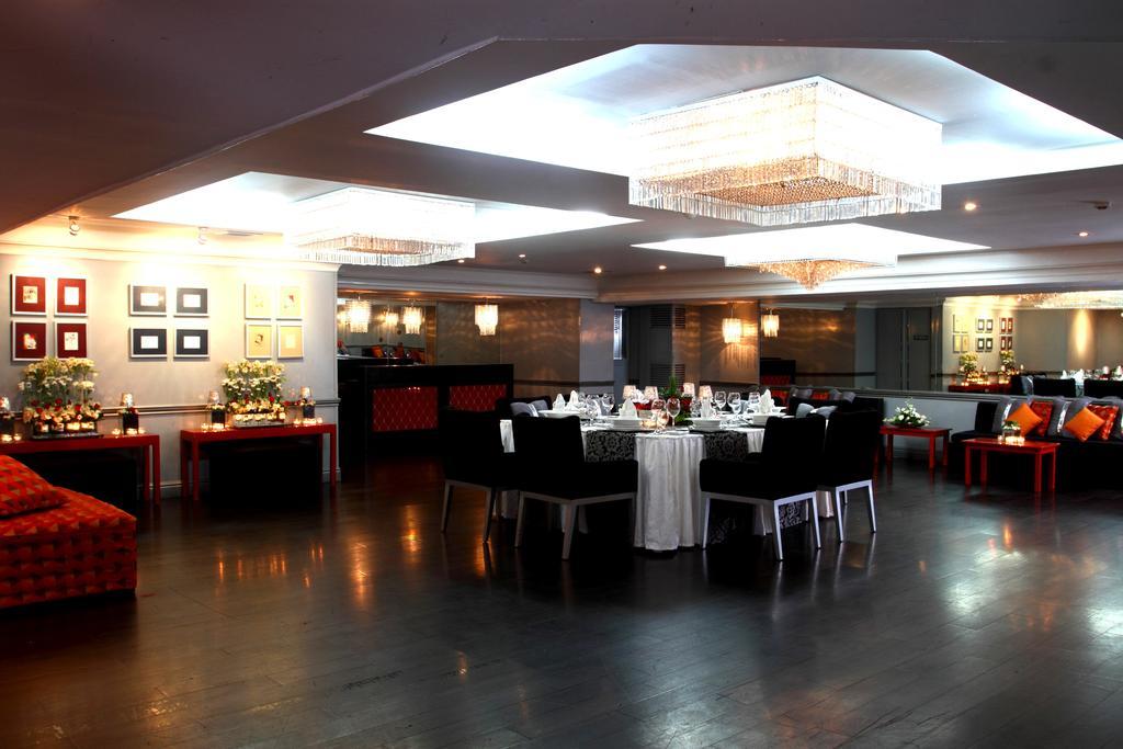 The Sulo Riviera Hotel Quezon City Exterior foto