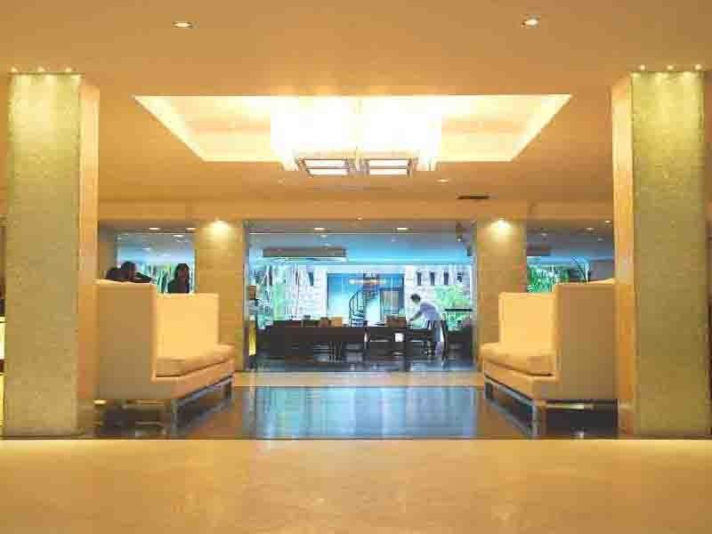 The Sulo Riviera Hotel Quezon City Exterior foto